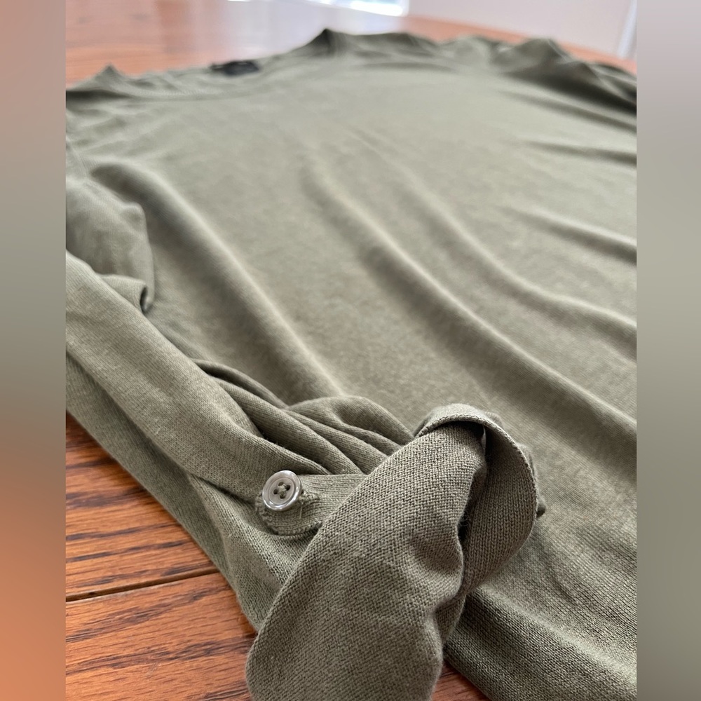 Massimo Dutti lightweight knit in Khaki. Silk cotton size M. Beautiful details. - Picture 8 of 9